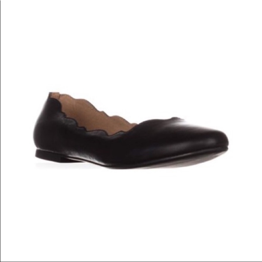 Callisto California Black Scalloped Flats